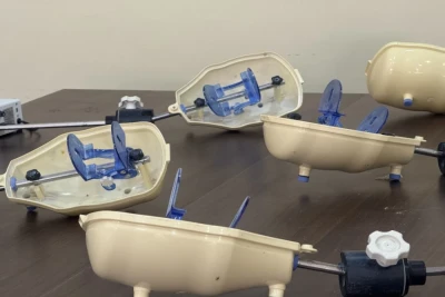 مخابر الجامعة