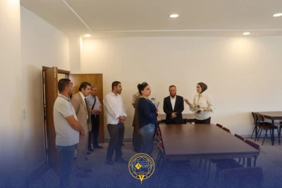 لجنة من الهيئة الوطنية للجودة والاعتمادية تُجري كشفاً ميدانياً شاملاً لتقييم جاهزية الجامعة العربية الخاصة لافتتاح كليات وبرامج أكاديمية نوعية