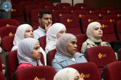 الجامعة العربية الخاصة تُقيم محاضرة علمية تناقش معايير وشروط حفظ الأدوية والمستلزمات الطبية