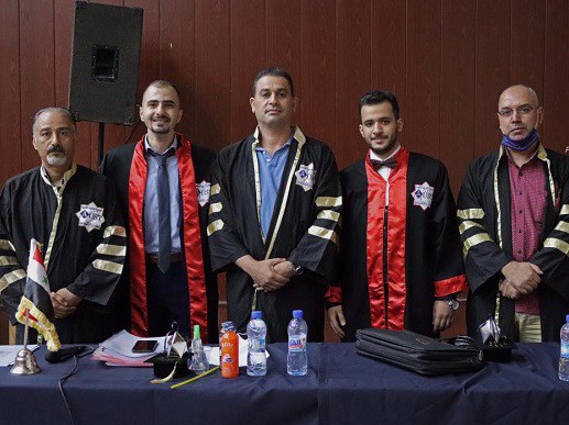 طلاب هندسة الصناعات البترولية