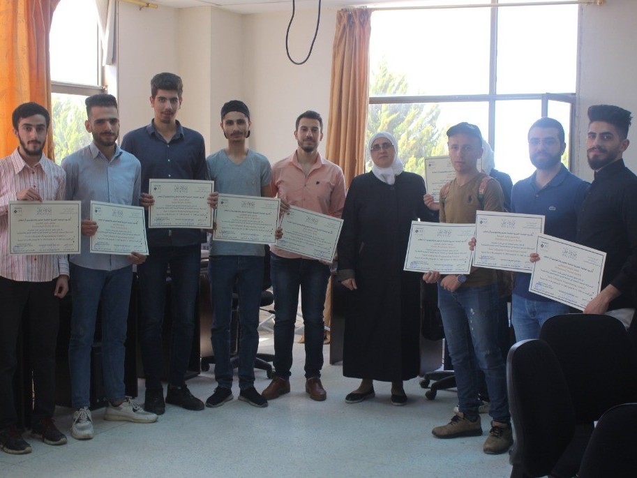 معسكر تدريبي برمجي لطلاب هندسة تقانة المعلومات 1