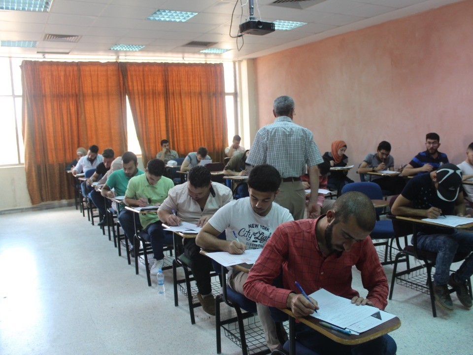 جولة لتفقد سير العملية الامتحانية