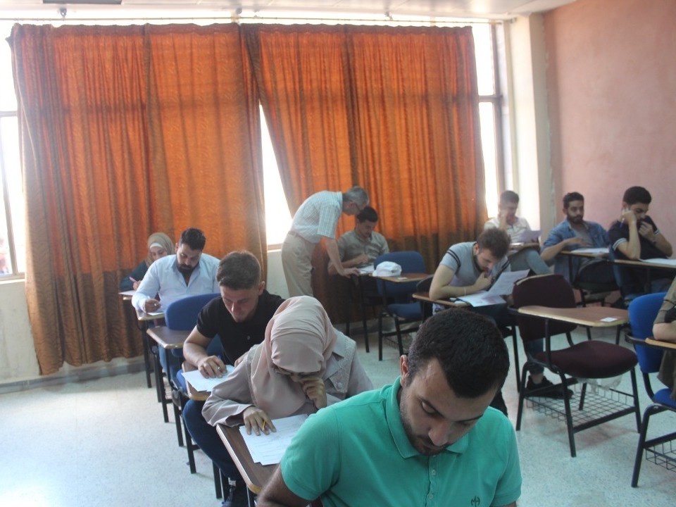 جولة لتفقد سير العملية الامتحانية