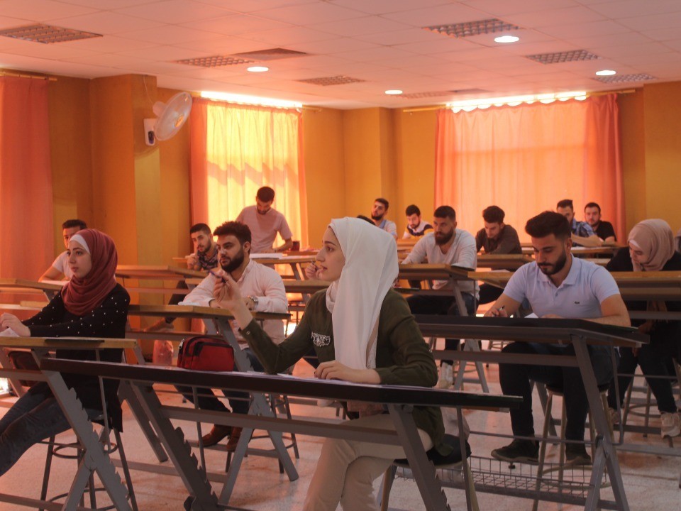 جولة لتفقد سير العملية الامتحانية