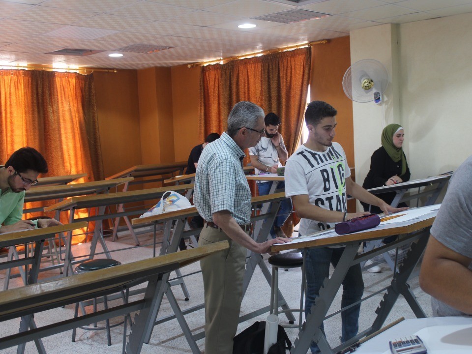 جولة لتفقد سير العملية الامتحانية