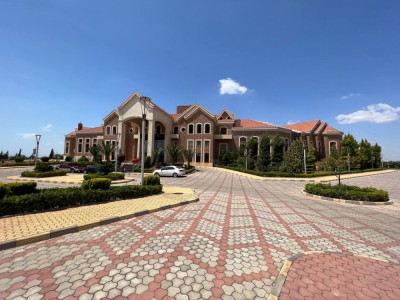 رحلة علمية لطلاب الهندسة المعمارية في السنة الثانية والرابعة.