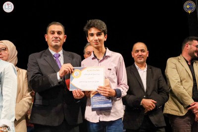 تحت رعاية ذهبية من الجامعة العربية الخاصة للعلوم والتكنولوجيا أقام معهد أبجد حفل تكريم للطلاب الأوائل والمتفوقين في الثانوية العامة والشهادة الاعدادية