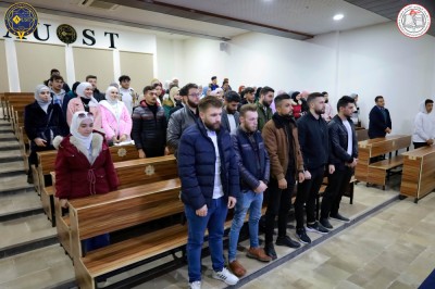 لقاء مفتوح مع طلاب كلية الصيدلة