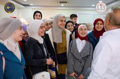 زيارة طلاب مدرسة المتفوقين