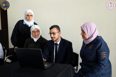 مناقشة مشاريع التخرج لكلية الهندسة المعلوماتية