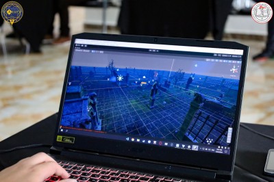 مناقشة مشاريع التخرج لكلية الهندسة المعلوماتية