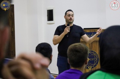 الورشة المخبرية المقامة على هامش المؤتمر العلمي الثاني لكلية طب الاسنان برعاية شركة النجاح وشركة لانا دينت