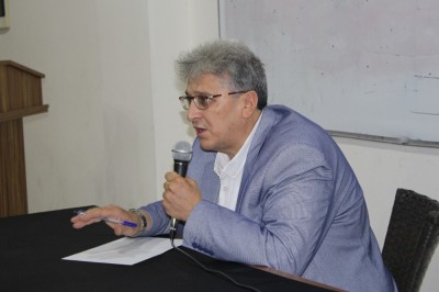 Open student meeting with Dr. Mukhlis Al-Jundi, Head of the Dental Syndicate