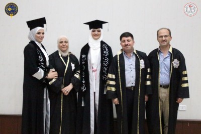 مناقشة مشاريع تخرج طلاب كلية الصيدلة للفصل الثاني للعام الدراسي 2023-2024