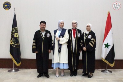 مناقشة مشاريع تخرج طلاب كلية الصيدلة للفصل الثاني للعام الدراسي 2023-2024