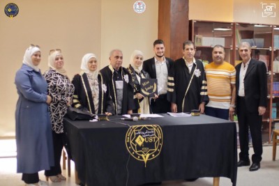 مناقشة مشاريع كلية الترجمة واللغات