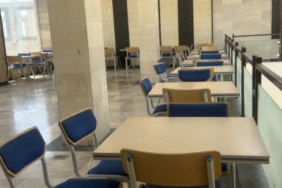 كافتيريا الجامعة