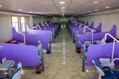 عيادات اﻷسنان