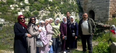رحلة علمية ميدانية لطلاب الهندسة المعمارية تجمع بين التراث التاريخي والعمارة الطبيعية