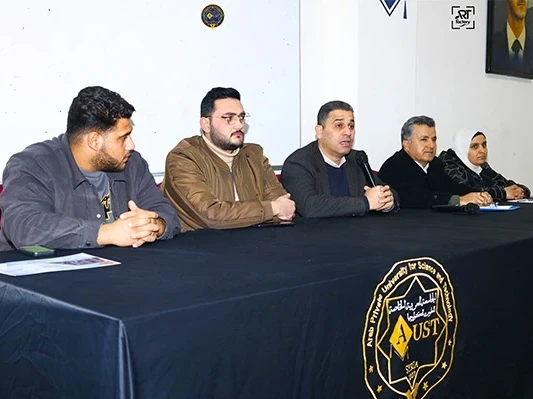 Meeting with new students at the College of Architecture