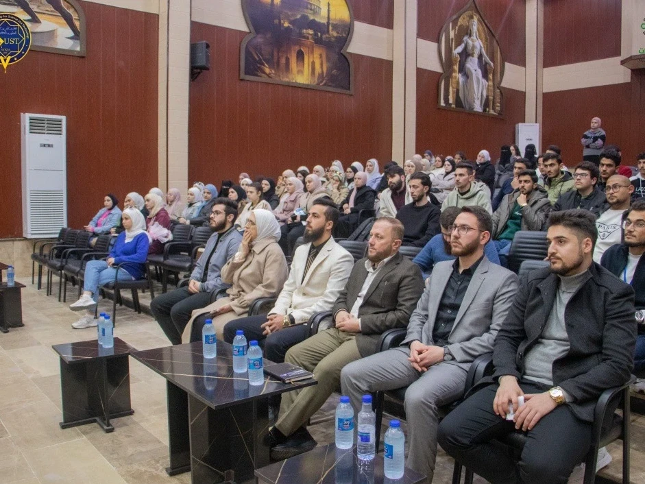 من التشتّت إلى الوضوح: ندوة ترسم ملامح الطريق لطلاب الهندسة المعلوماتية